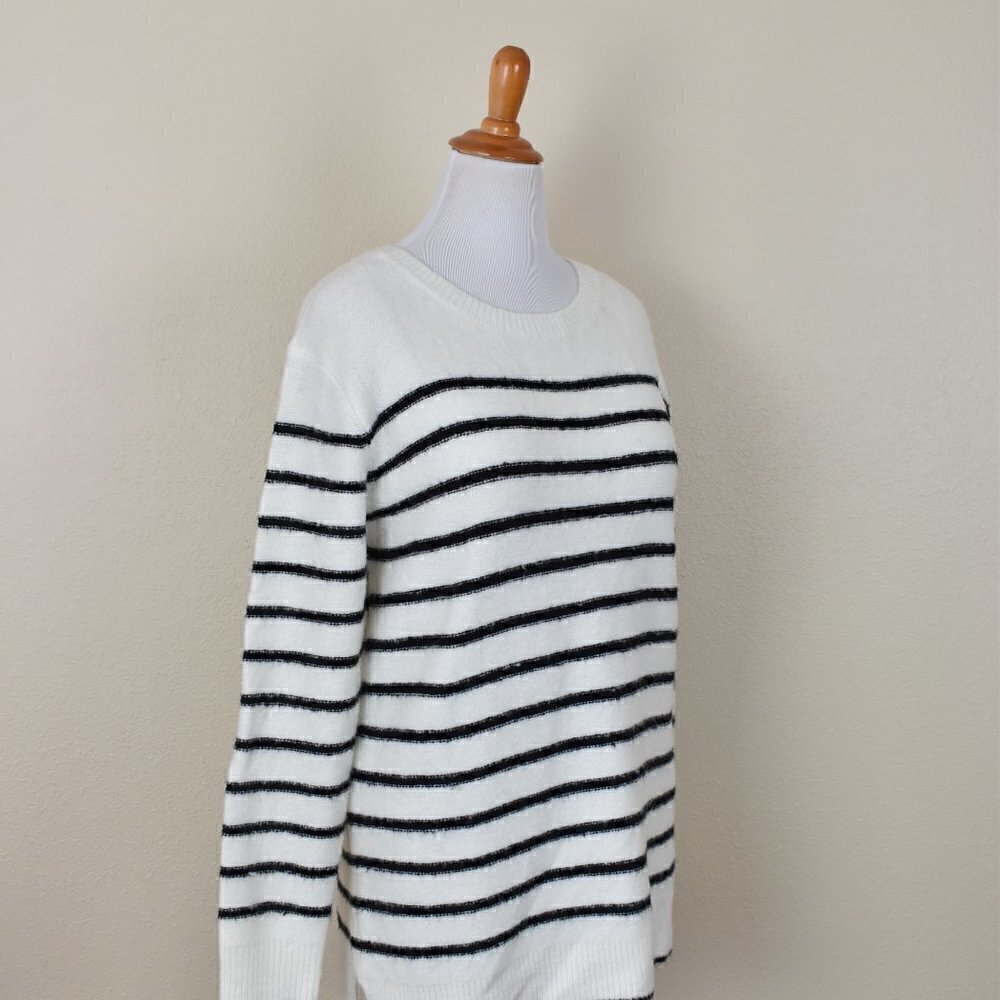 John + Jenn Pete Striped Tunic Sweater - Picture 7 of 7